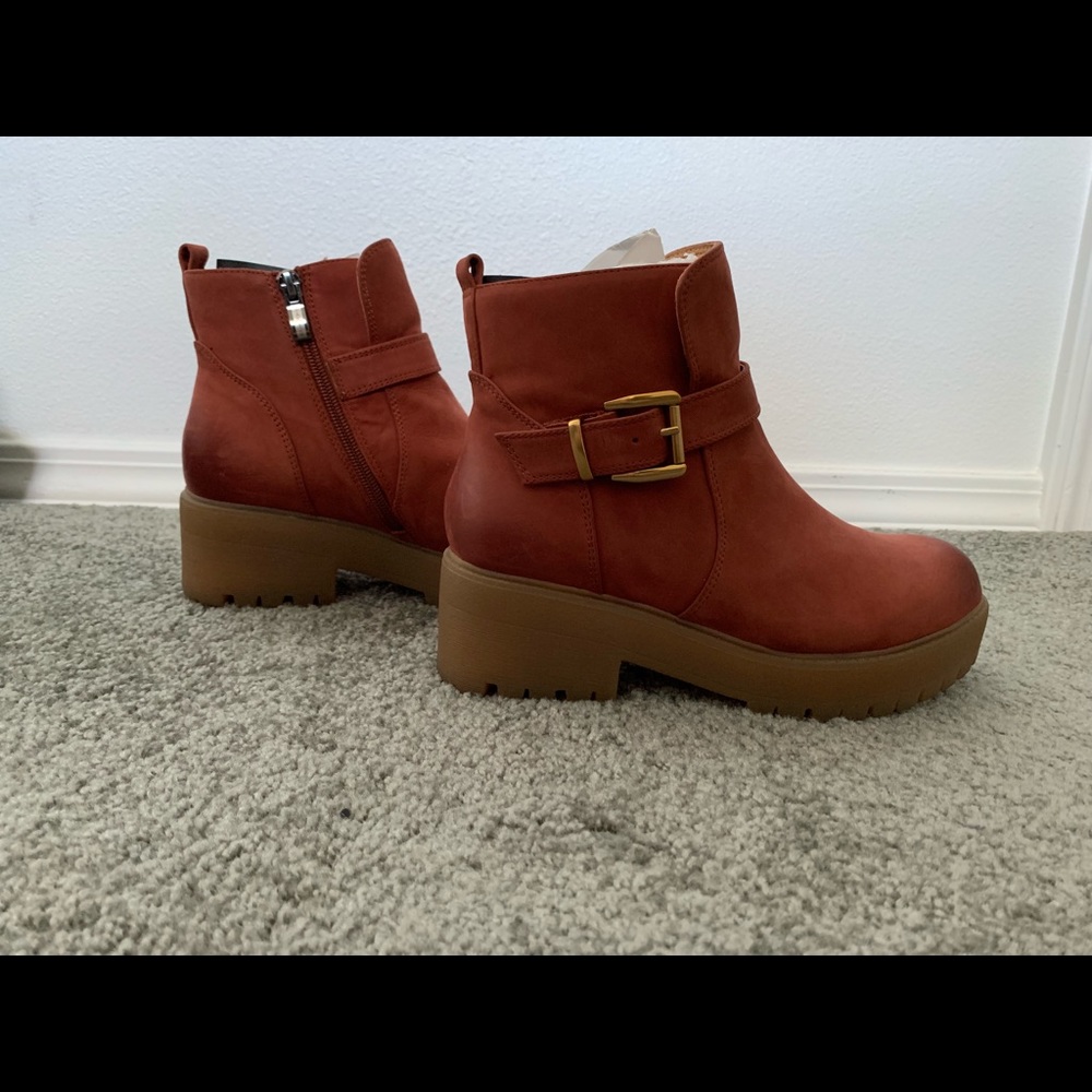 Ankle leather booties burgundy